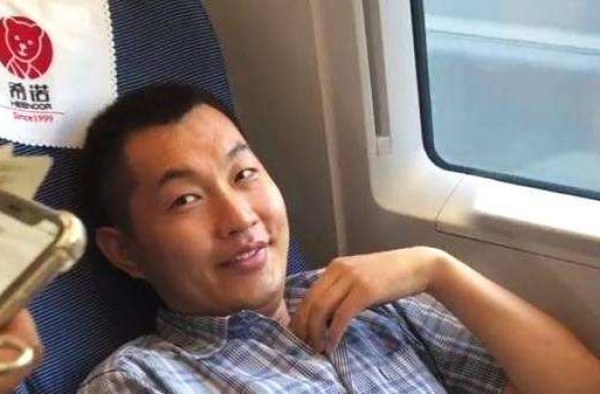 高铁霸座男被罚款 还涉嫌论文抄袭或将被撤稿？