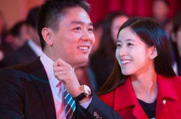 奶茶妹妹改抹茶妹妹,刘东强疑似在美国性侵王思聪发朋友圈调侃