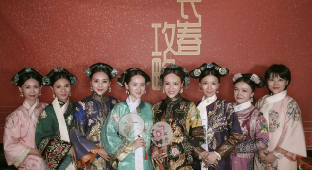 叶一茜宫廷风生日 满屏的甜蜜相当幸福!