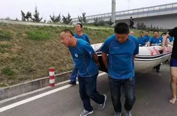 滴滴百万悬赏到账 拖这么久有内情?是以捐赠的名义收下的?