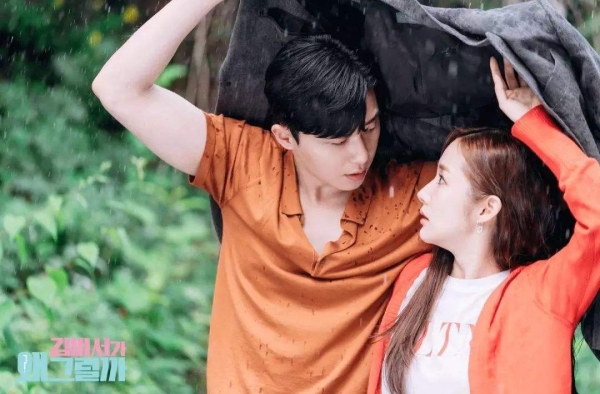 女朋友生气这么哄 还怕她不理你？