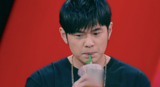 周杰伦戒奶茶 周杰伦参演《极限特工4》声称要戒奶茶