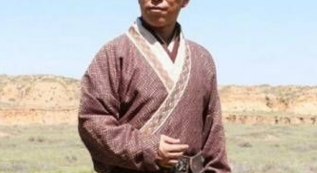 孙红雷调侃黄渤丑帅男星 黄渤机智回应咱两伯仲之间
