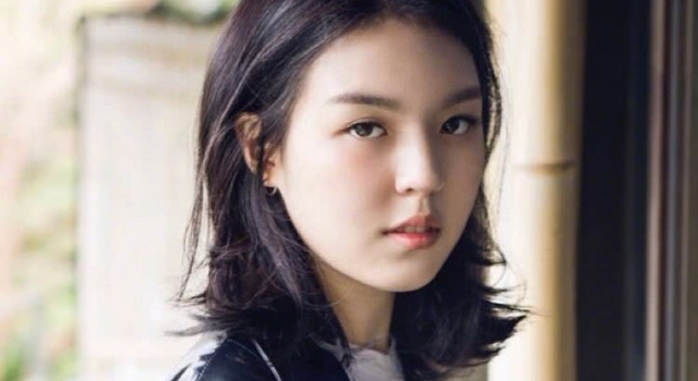 李咏女儿出版小说《刘小姐》 曾两次遭受网络暴力