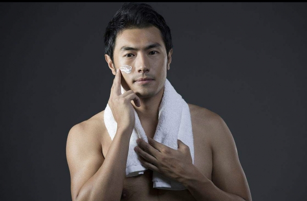 超好用的男士美白产品 精致男孩不能错过的美白妙招