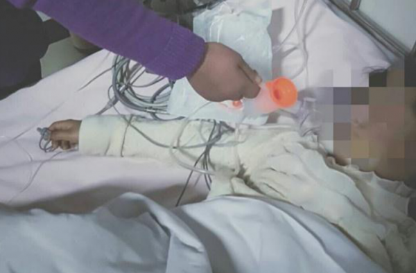 女生被打下体出血怎么回事？女老师教唆学生殴打他人