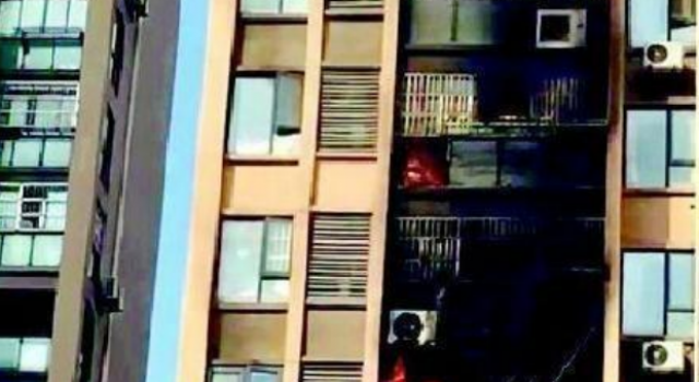 高空烟头点燃小区怎么回事？现场损失严重吗？