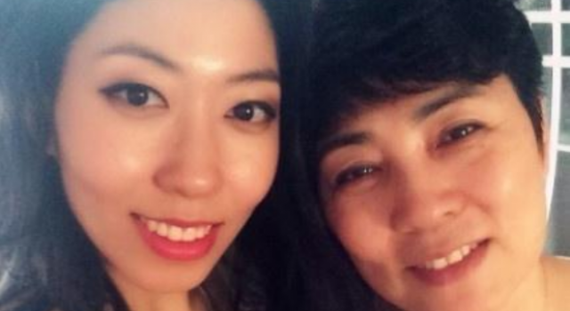 曲婉婷再发文怀念母亲 网友指责其“云孝顺”