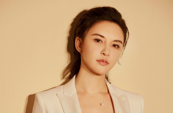 莫小棋预言袁姗姗？娱乐圈神婆遭当事人打假