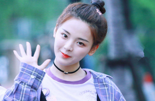 杨超越遭网友辱骂冤枉吗 她究竟做了什么什么事