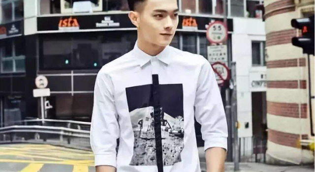 年轻的人生需要出彩的搭配 服装的选择决定你人生高度