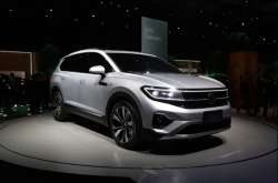 SMV Concept ೬3׵дSUV