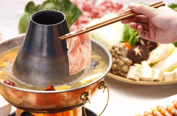 就像一匹脱缰的野马 带你走进美味的火锅城