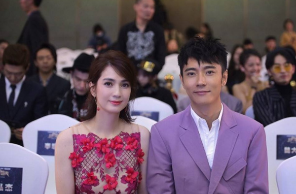 张丹峰洪欣婚变 经纪人只是导火索 真正原因是这样！