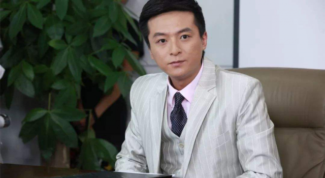 成功男人怎么选择服装 来看看朱雨辰是怎么做的吧