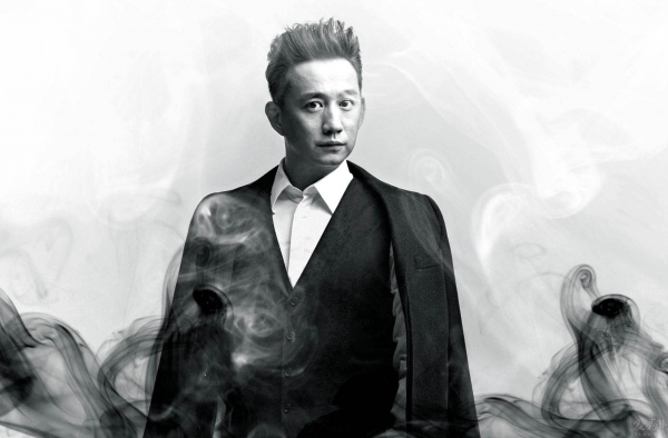 感受黄磊的迷人自信 让我们来看看大叔穿什么更好看