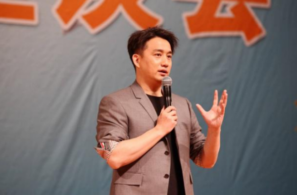 黄磊已从北电辞职 黄小厨变黄校长？都在人生规划中！