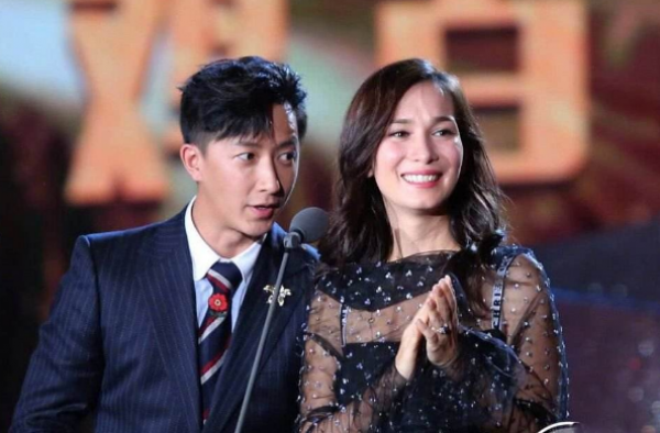 韩庚卢靖姗结婚 卢靖姗钻戒原是婚戒？当事人这么说！