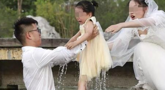 官方查最美婚纱照 最美婚纱照摆拍？这是真的吗？