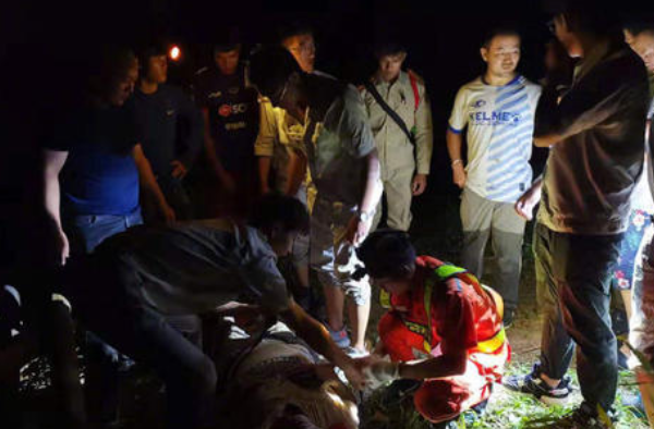 中国团老挝车祸 事故原因是什么？伤亡如何？