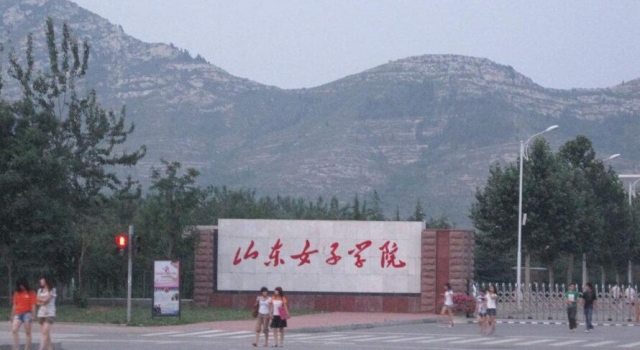 男孩654分报女子学院  原因亮了 网友听后捶地痛哭