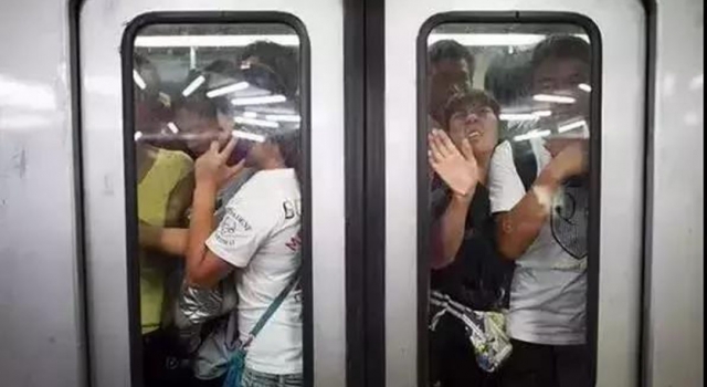 挤地铁适合戴什么手表?这三款是你必须知道的