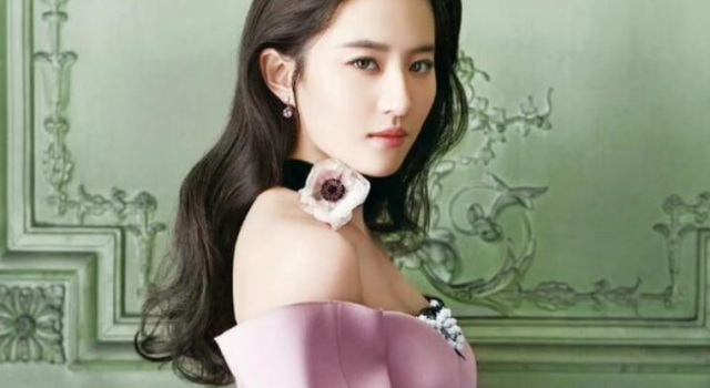 刘亦菲入选好莱坞新星 网友：你所有的付出都是值得的
