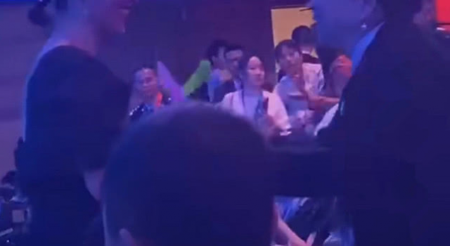 紫薇容嬷嬷同框 真是让人感动的回忆杀