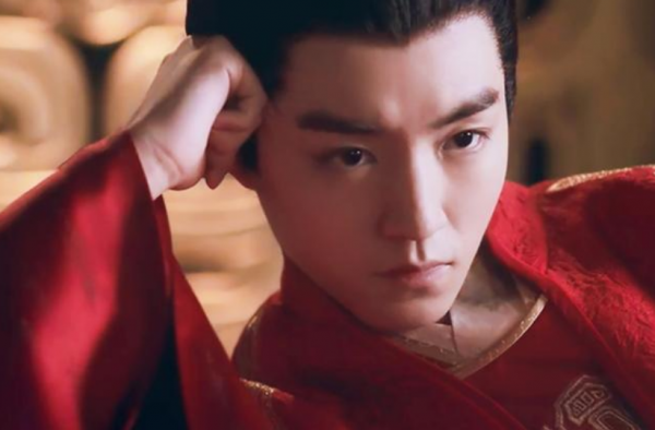 王俊凯 百里昊和 第一次演绎反派角色 像极了蜡笔小新