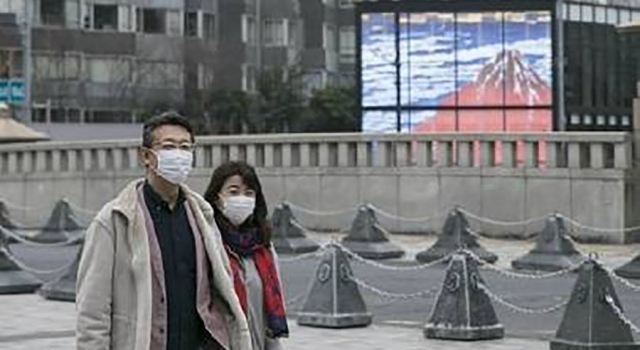 日本累计确诊919例新冠肺炎 网友：再不重视就团灭了