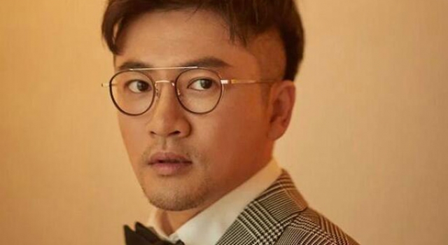 如何根据脸型挑眼镜 多位男星示范 跟着买准没错