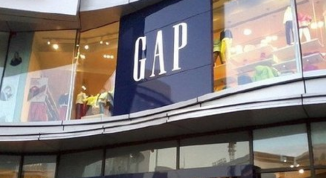 GAP停发8万员工工资 市值暴跌60% 马上走在破产的危机