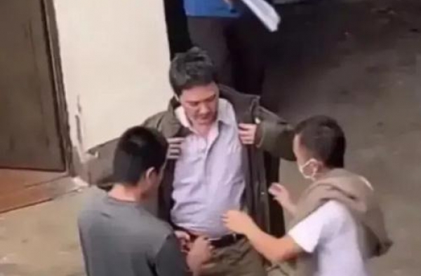 冯绍峰晒照回应发福：瘦了就没人拍了