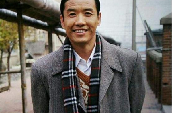 赵本山第一个被“开除”的徒弟，后来跟着潘长江，现在女儿很受欢