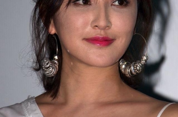80后影视演员莫小棋最美写真。