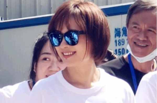 37岁孙俪又要演少女？齐耳短发筷子腿，新剧造型曝光超显嫩