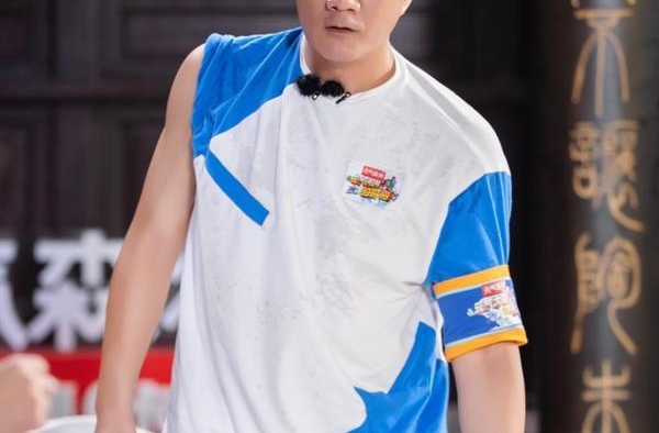 《元气满满的哥哥》胡军平常心对待代沟：不在乎偶像年龄层