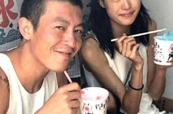 放弃华谊老板娘身份，承认与陈冠希的关系，这个女星你认识吗