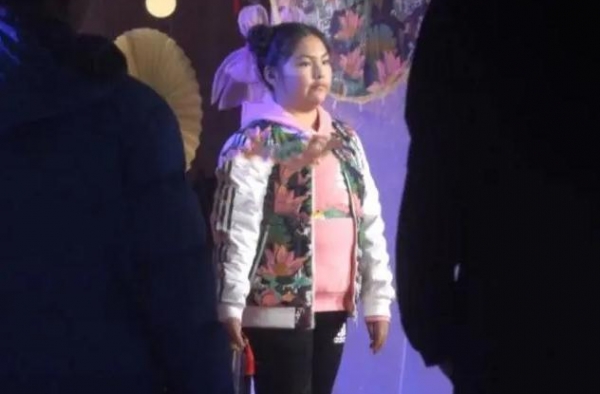 王诗龄瘦了，多多变美了，森碟拿奖了，她却成了单亲家庭的孩子