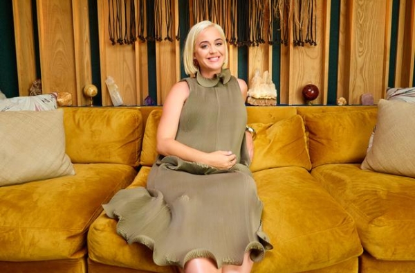 「专访」Katy Perry：我好胜心很强，但不跟女性竞争