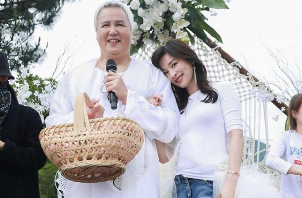 张庭被骂小三后续：林瑞阳前妻儿子曝内幕，曾劝其母少玩社交软件