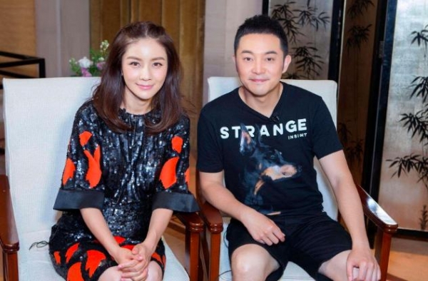 曾经的央视主持人胡可，选择离婚净身出户的沙溢，如今过得很幸福