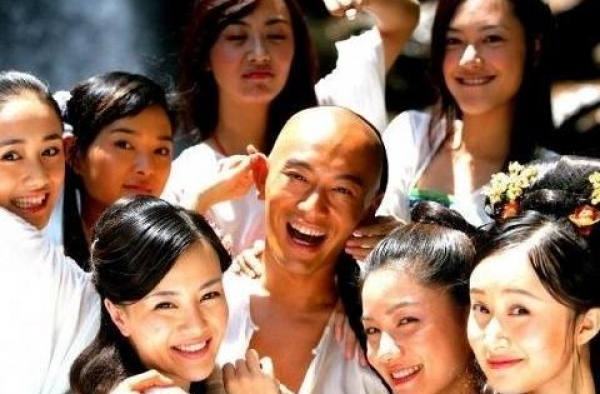 他“坐拥双妻”，还住上下楼和平共处？寇世勋儿子：妈妈很痛苦