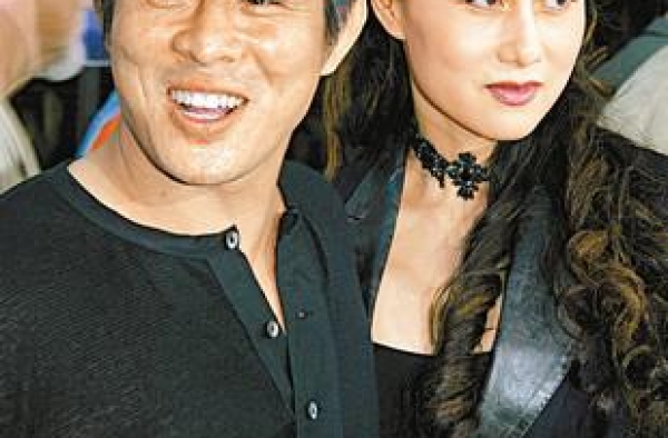 李连杰财产全给利智：可以为她死！　忏悔前妻认错了