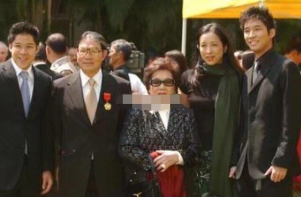 悲痛！霍英东原配夫人吕燕妮9月初离世，她的儿孙都很争气