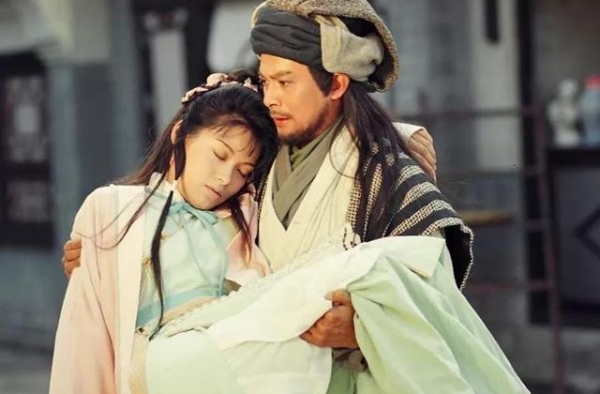 黄日华原谅出轨妻子相伴40年，妻子离世3个月，终于露出笑容