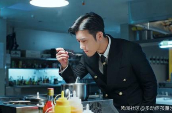 喝下洗洁精水催吐秒变“人形泡泡机”，国产剧这波操作看傻了
