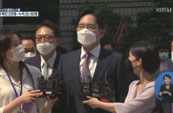 她才是真·大女主——21岁嫁入豪门，离婚后与最帅影帝恋爱