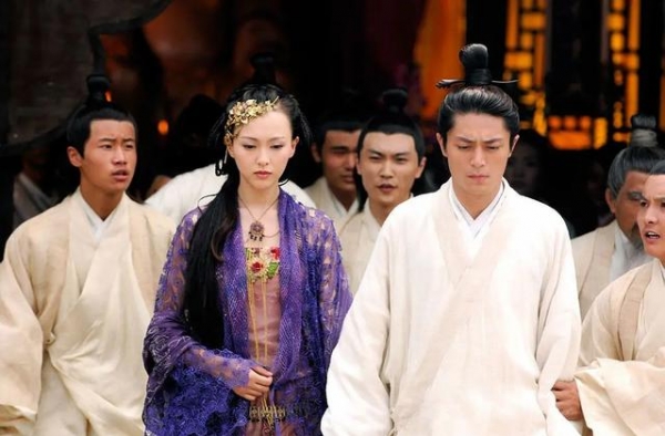 《燕云台》还未播，唐嫣又一新剧开拍，与老搭档时隔8年后再聚首