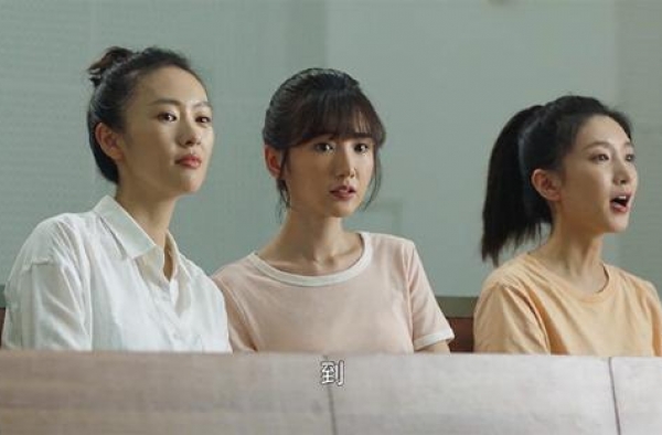 《三十而已》三大女主中最受欢迎的钟晓芹，她的魅力在哪里？